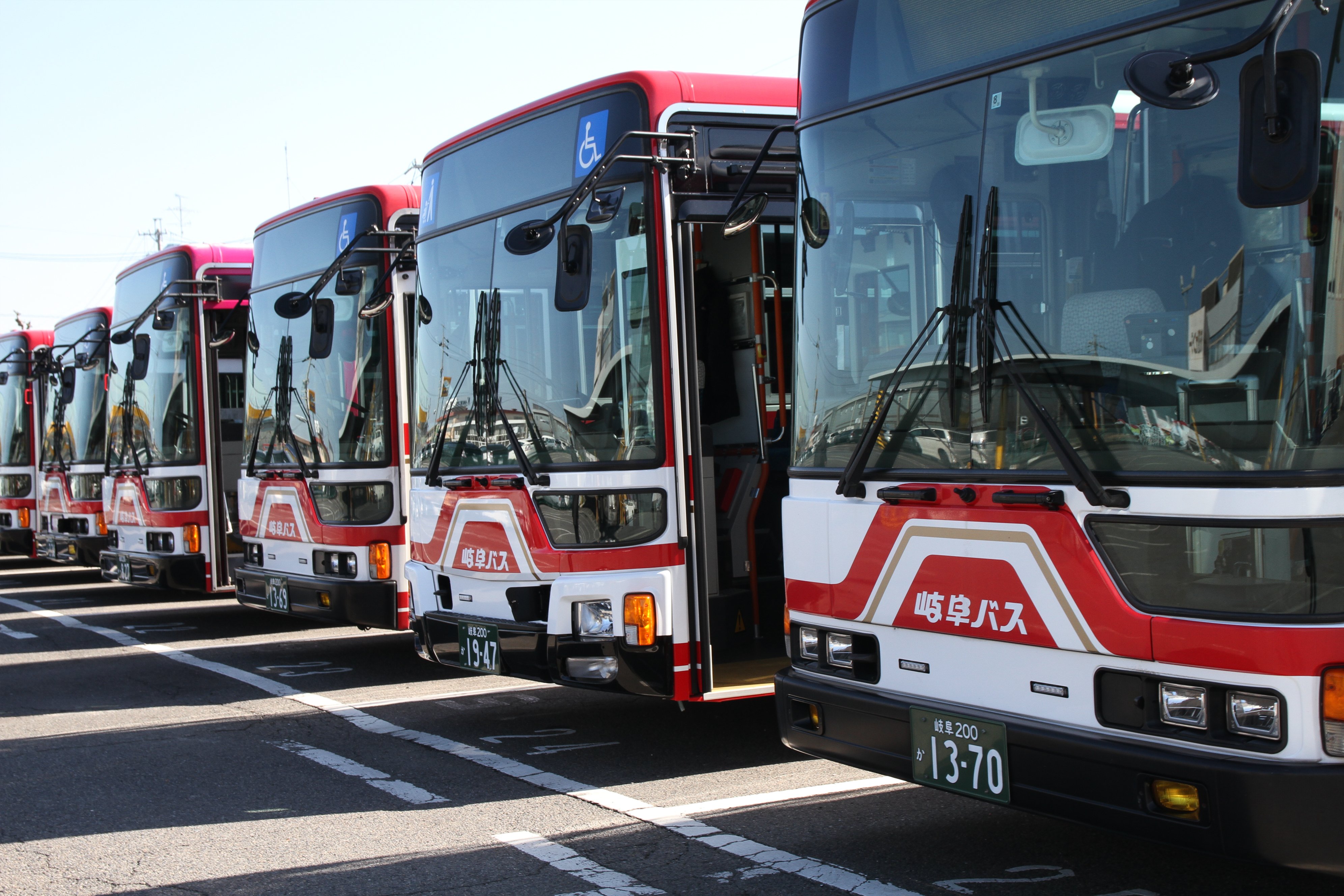 新卒バス運転士2.jpg